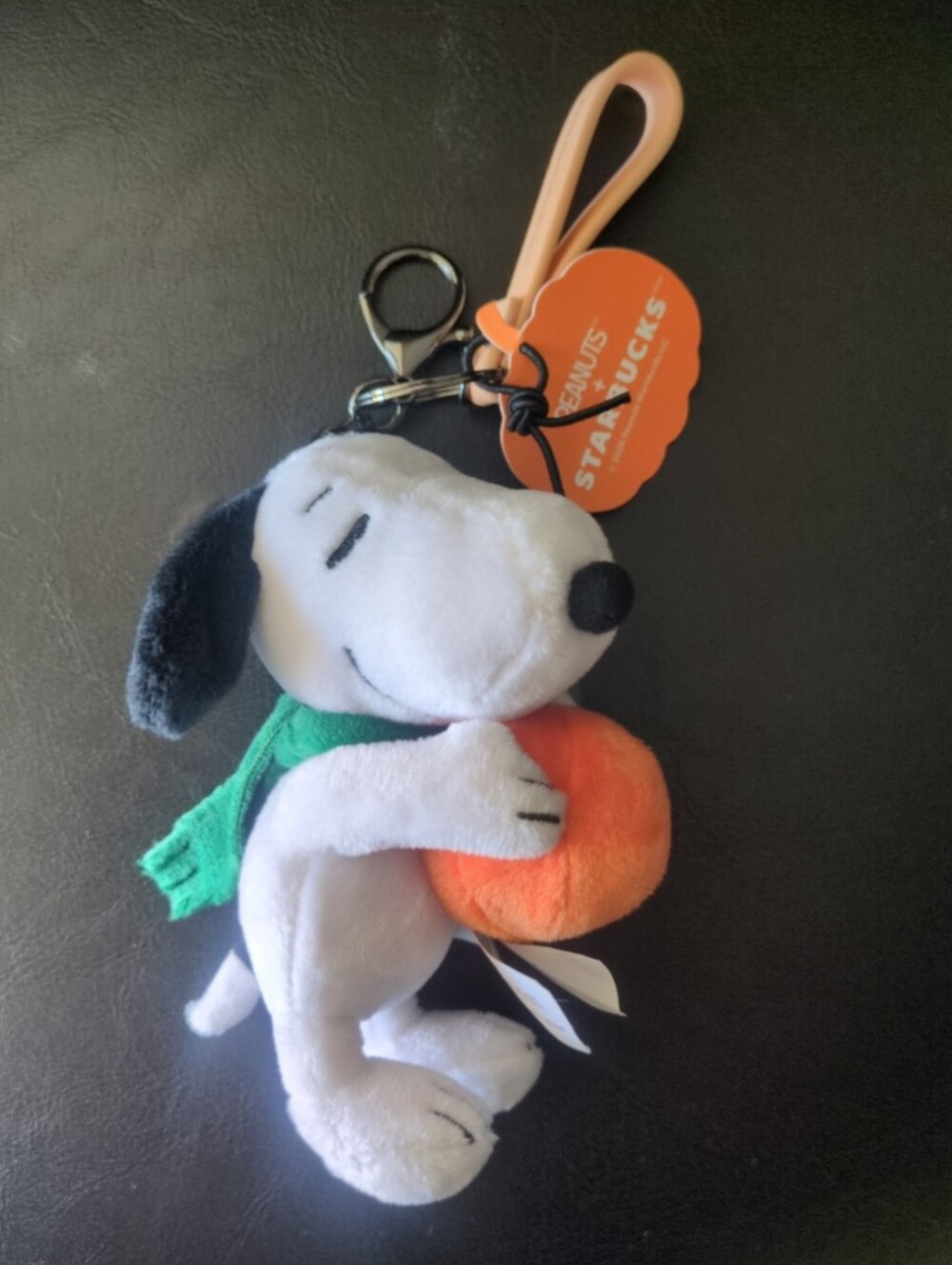 Peanuts x Starbucks Snoopy Keychain